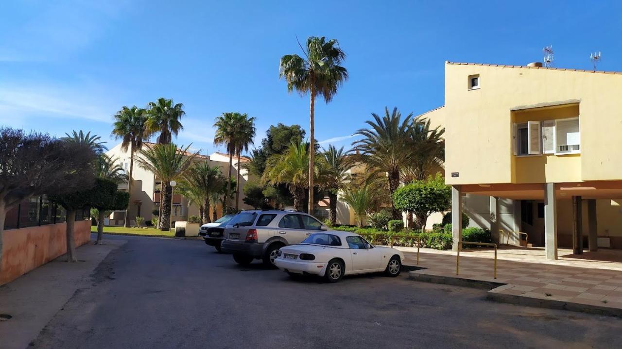 Atractivo Apartamento En La Playa Con Parking Roquetas de Mar Eksteriør billede
