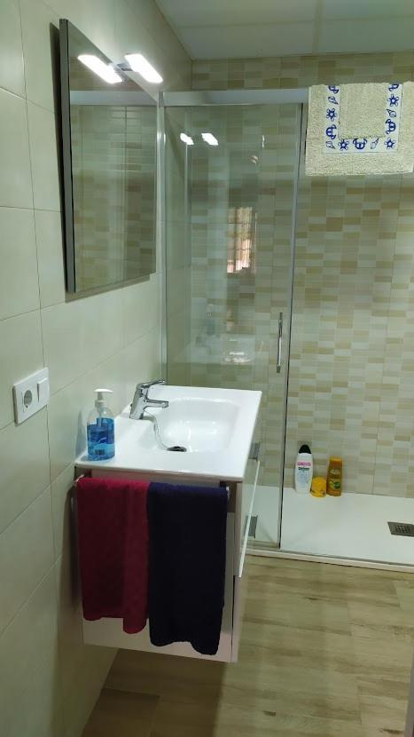 Atractivo Apartamento En La Playa Con Parking Roquetas de Mar Eksteriør billede