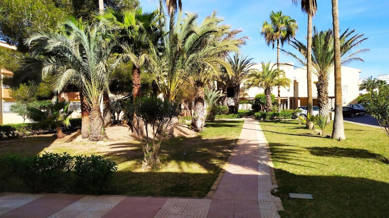 Atractivo Apartamento En La Playa Con Parking Roquetas de Mar Eksteriør billede